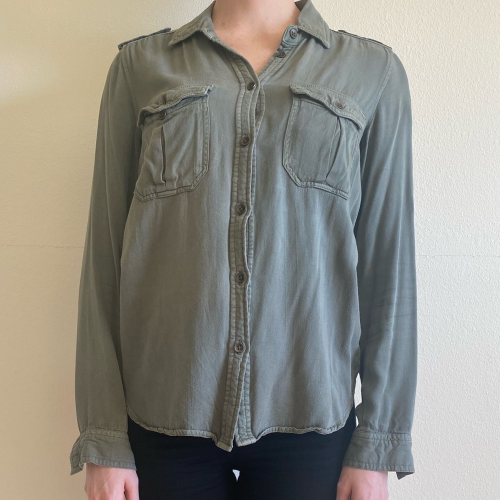 Perfect Condition - American Eagle Button Up Xs - image 3